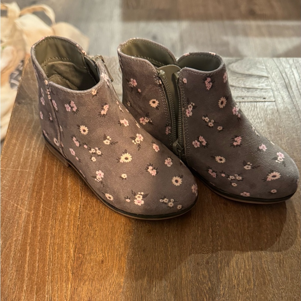 Cat & Jack Penelope Floral Patterned Ankle Boots